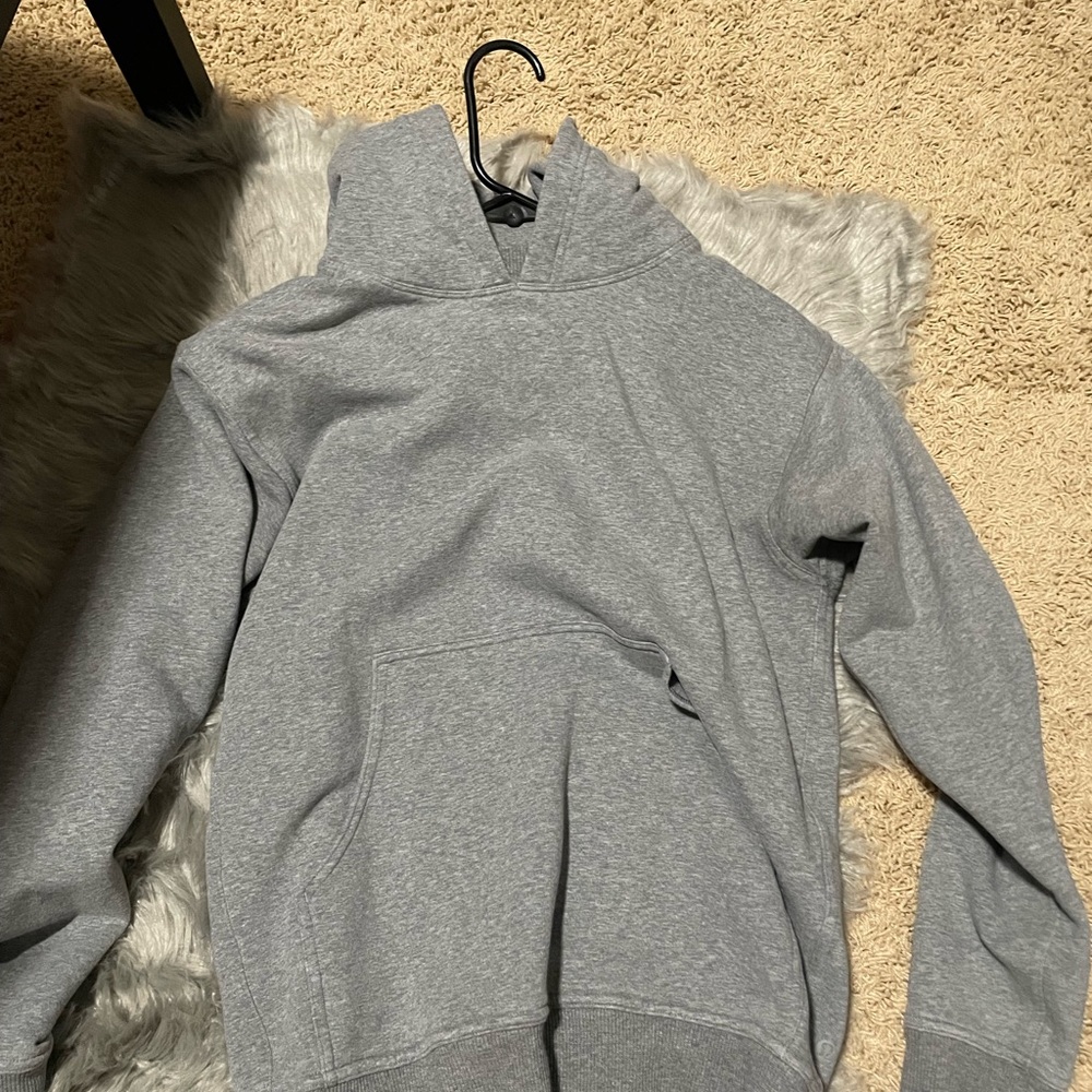 lululemon gray sweatshirt